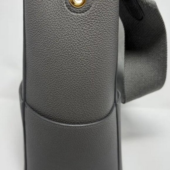 Celine Sangle - Picture 2 of 6